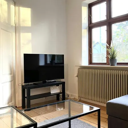Spacious For 10 Apartmán Korup